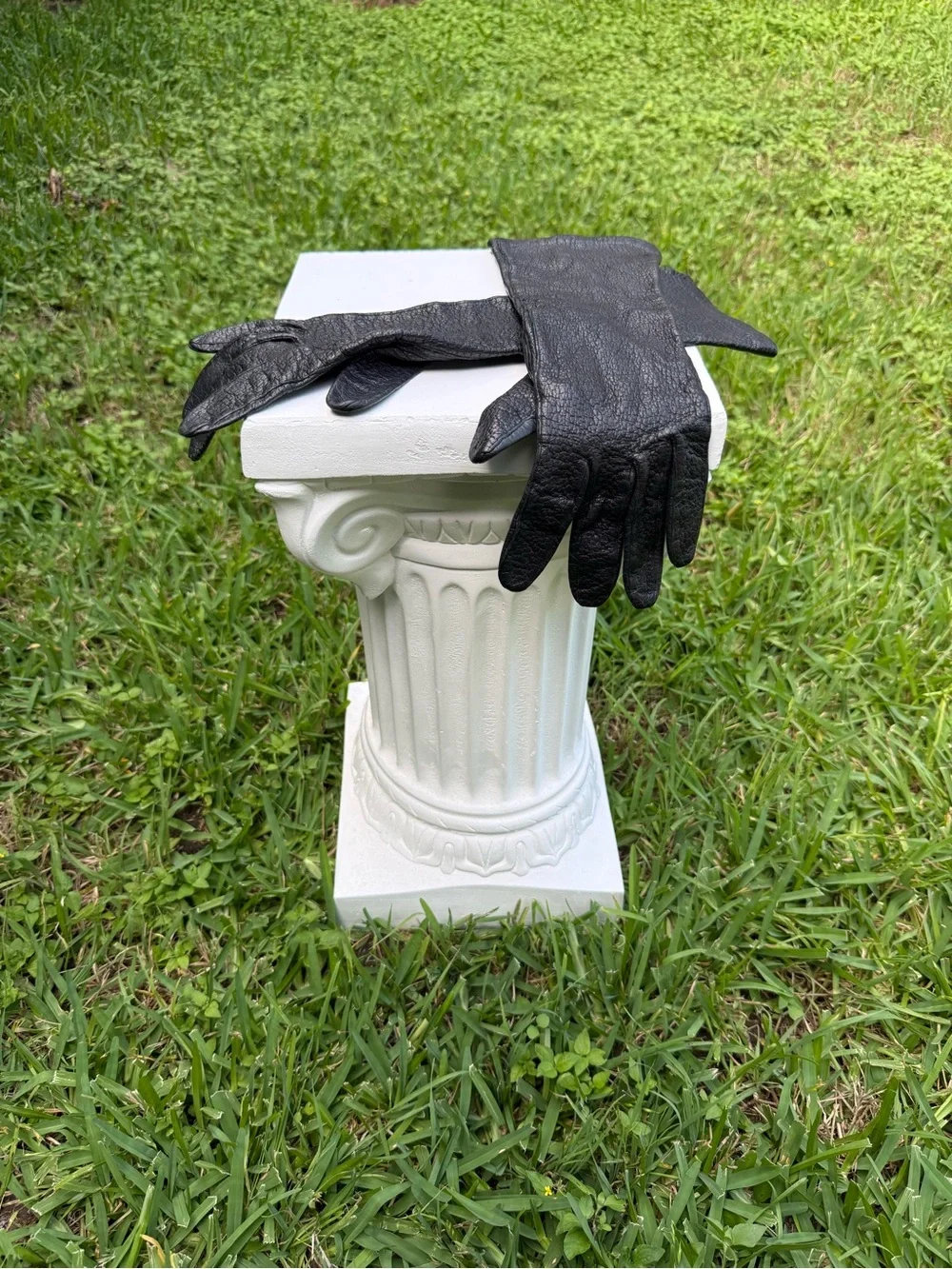 Women's Black Leather Long Gloves - Classic Wrist-Extending Style